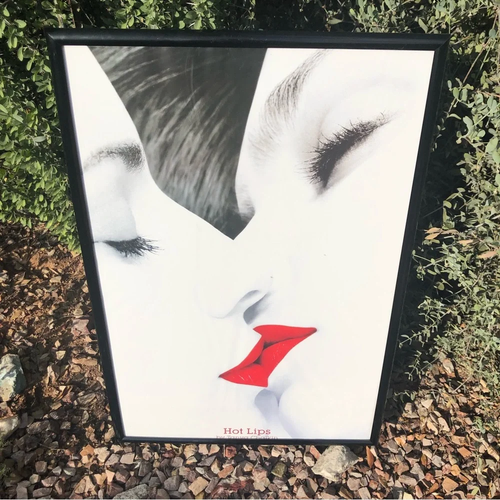 👄TanYa ChAlKin FraMed PoStEr H0T LiPs💄